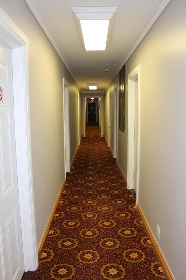 Sauble Beach Lodge Екстер'єр фото